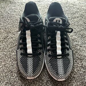 Nike Sabrina, basketball shoes, size 6